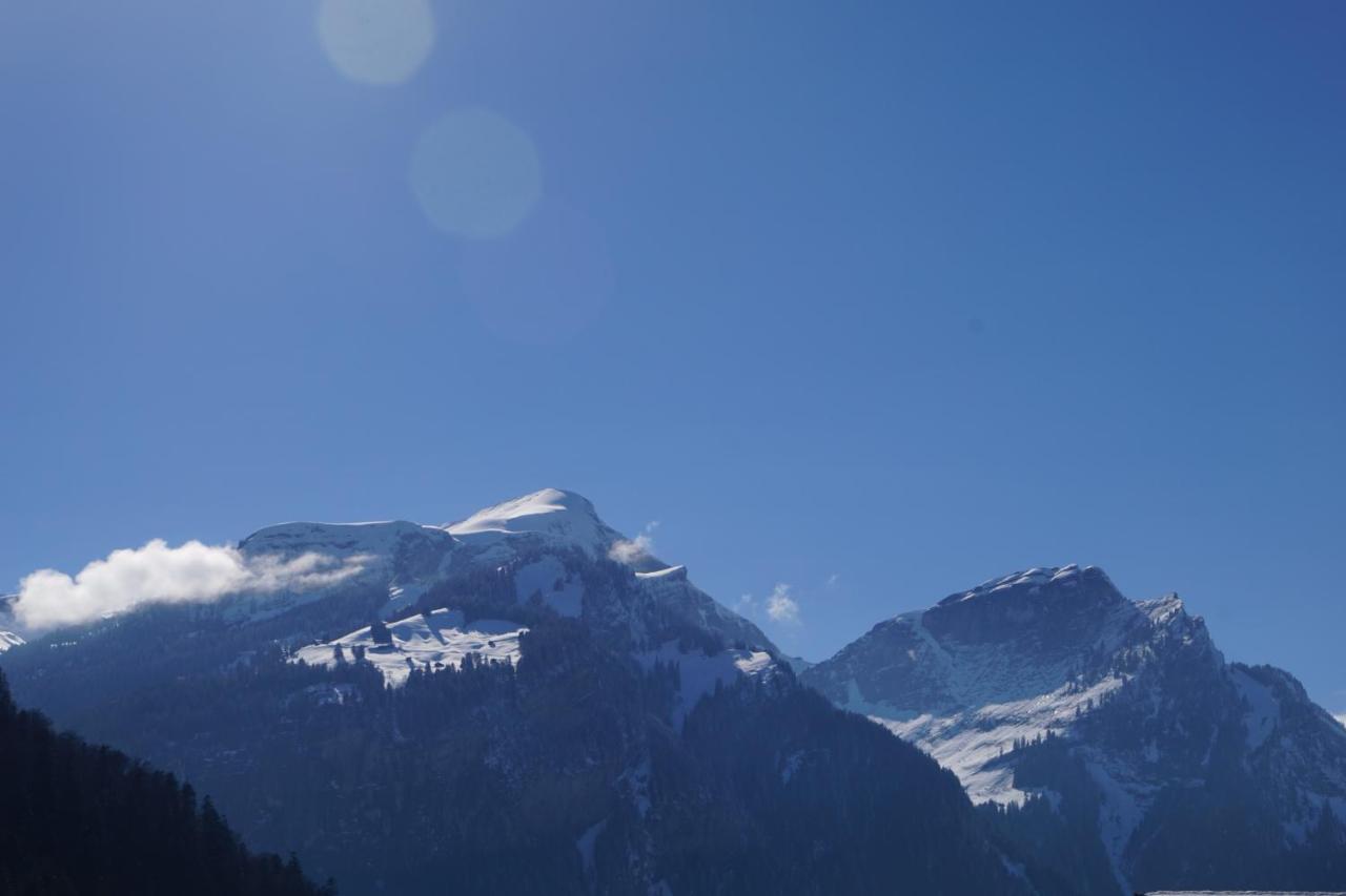Апартаменты Chalet Wetterhorn Люченталь Экстерьер фото